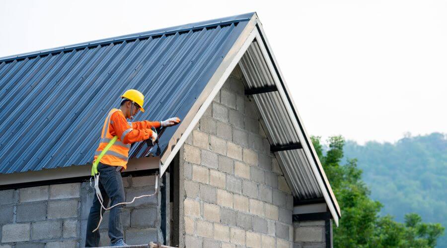 Expert Emergency Roof Repairs services in Conneautville, PA